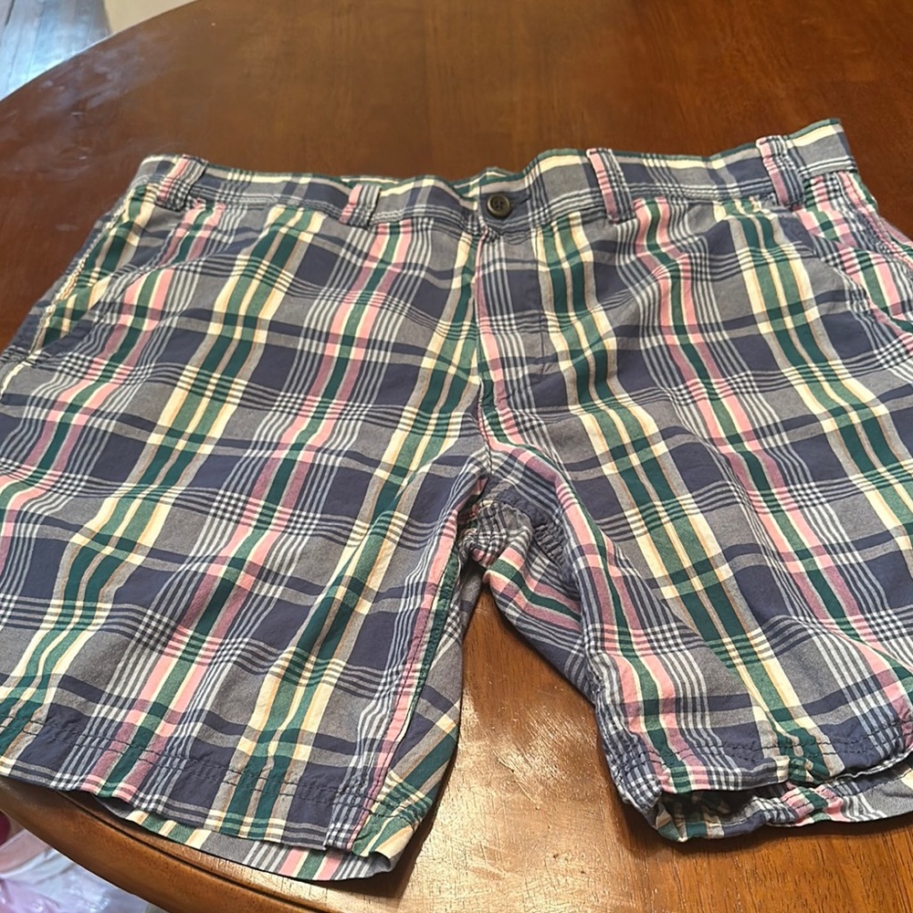 Stylish Plaid Men Shorts in Blue, Green, and Pink